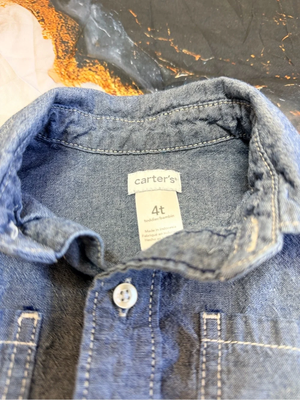 Carter’s button Jean top size 4T